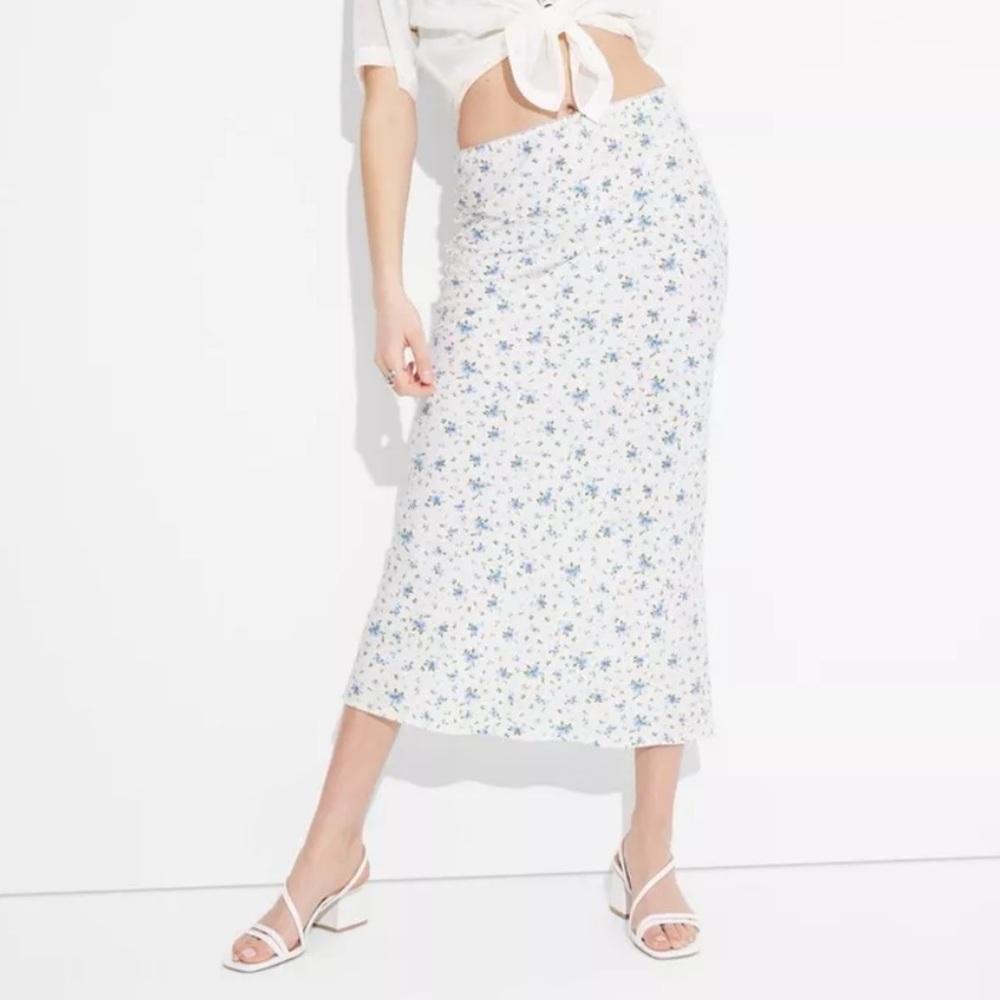 Wild Fable Linen Blend White and Blue Floral Skirt